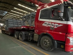 鑫金山發(fā)貨現場(chǎng)