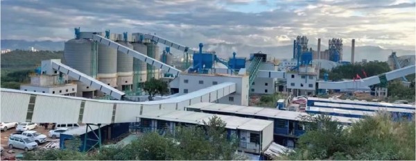 華潤水泥（上思）年產(chǎn)500萬(wàn)噸砂石骨料項目/成套裝備