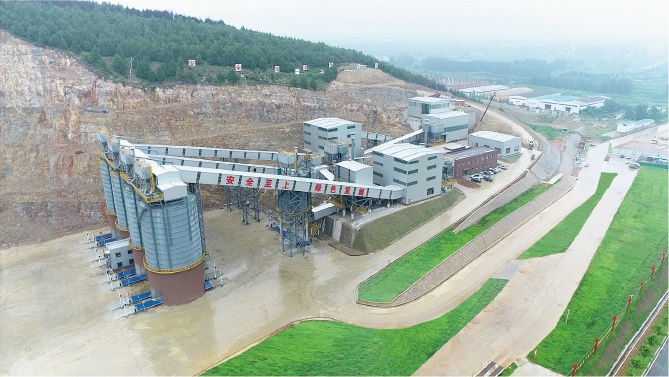 山東土發(fā)集團玉子山1000TPH砂石骨料生產(chǎn)線(xiàn)/EPC