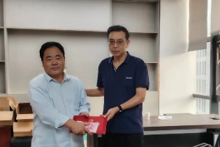 鑫金山榜樣 | 劉桂平：匠心鑄就卓越，榮耀致敬奉獻